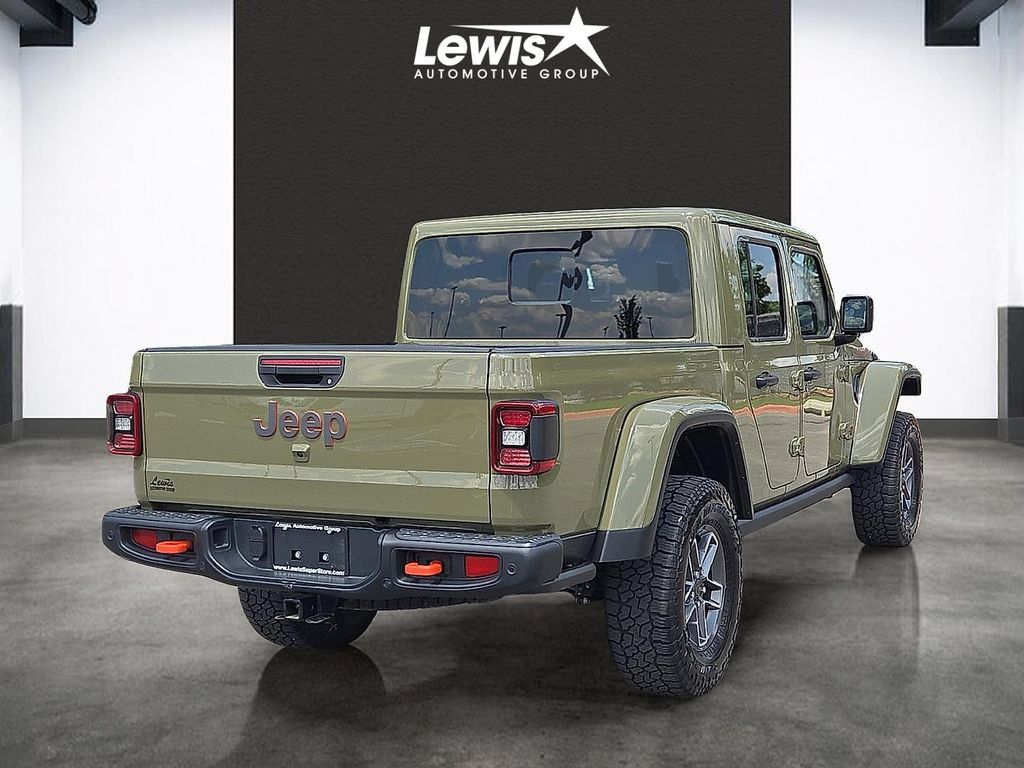 Used 2025 Jeep Gladiator Mojave AWD/4WD image 4