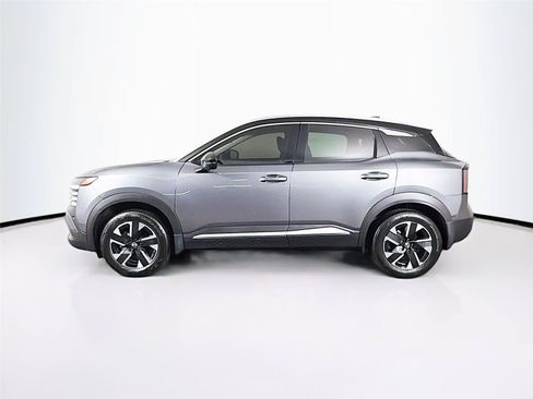 Used 2025 Nissan Kicks SR AWD/4WD image 7