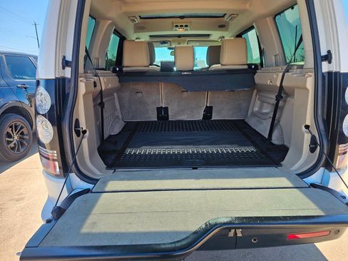 Used 2015 Land Rover LR4 HSE AWD/4WD image 6