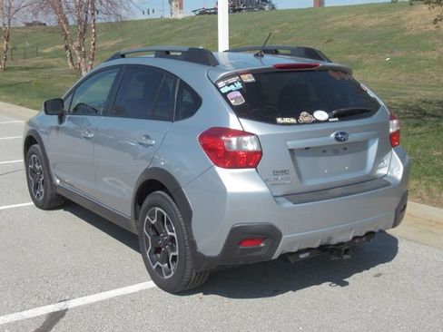 Used 2015 Subaru Crosstrek 2.0i Premium w/ Moonroof Package image 2