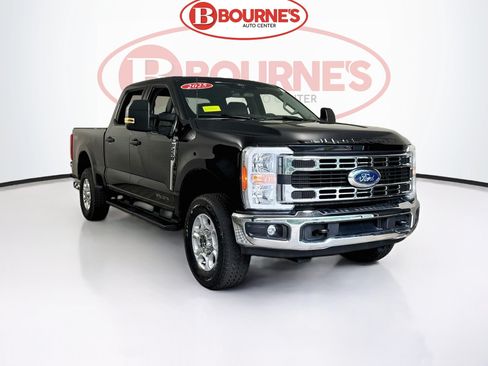 Used 2025 Ford F250 XLT AWD/4WD image 1