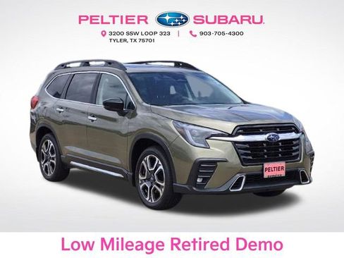 Used 2025 Subaru Ascent Touring w/ Popular Package #1 AWD/4WD image 1