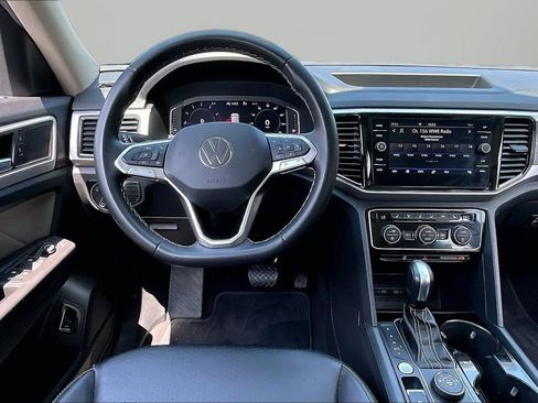 Used 2023 Volkswagen Atlas SE AWD/4WD image 10
