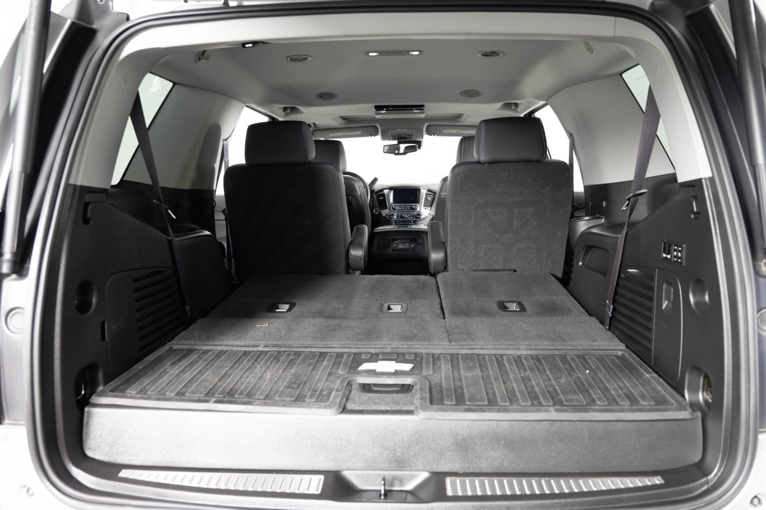 Used 2017 Chevrolet Tahoe LT w/ LT Signature Package AWD/4WD image 23