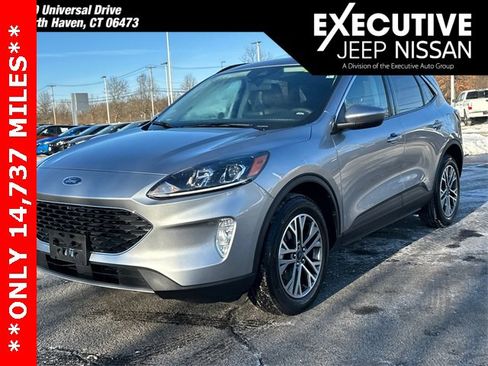 Used 2022 Ford Escape SEL image 5