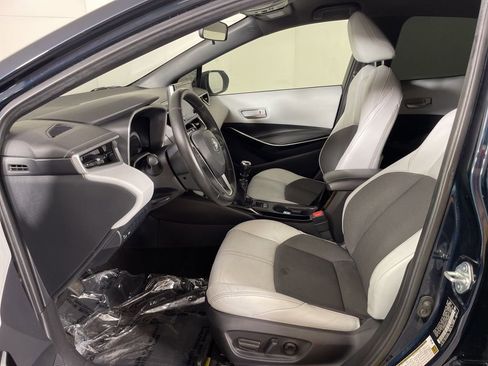 Used 2022 Toyota Corolla XSE image 15