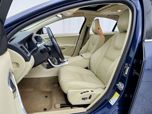 Used 2014 Volvo S60 T5 w/ Climate Package FWD image 17