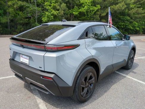 New 2026 Toyota C-HR AWD/4WD image 4