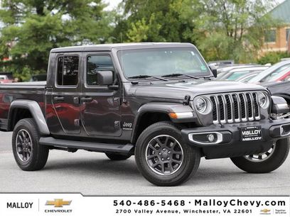Used 2023 Jeep Gladiator Overland w/ LED Lighting Group