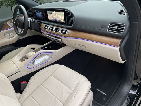 Certified 2025 Mercedes-Benz GLS 450 4MATIC w/ AMG Line Exterior image 51