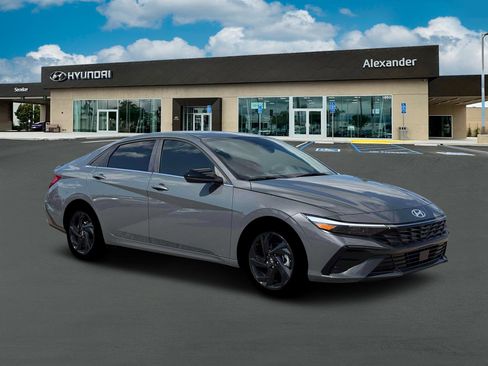 New 2026 Hyundai Elantra SEL Sport Premium FWD image 10