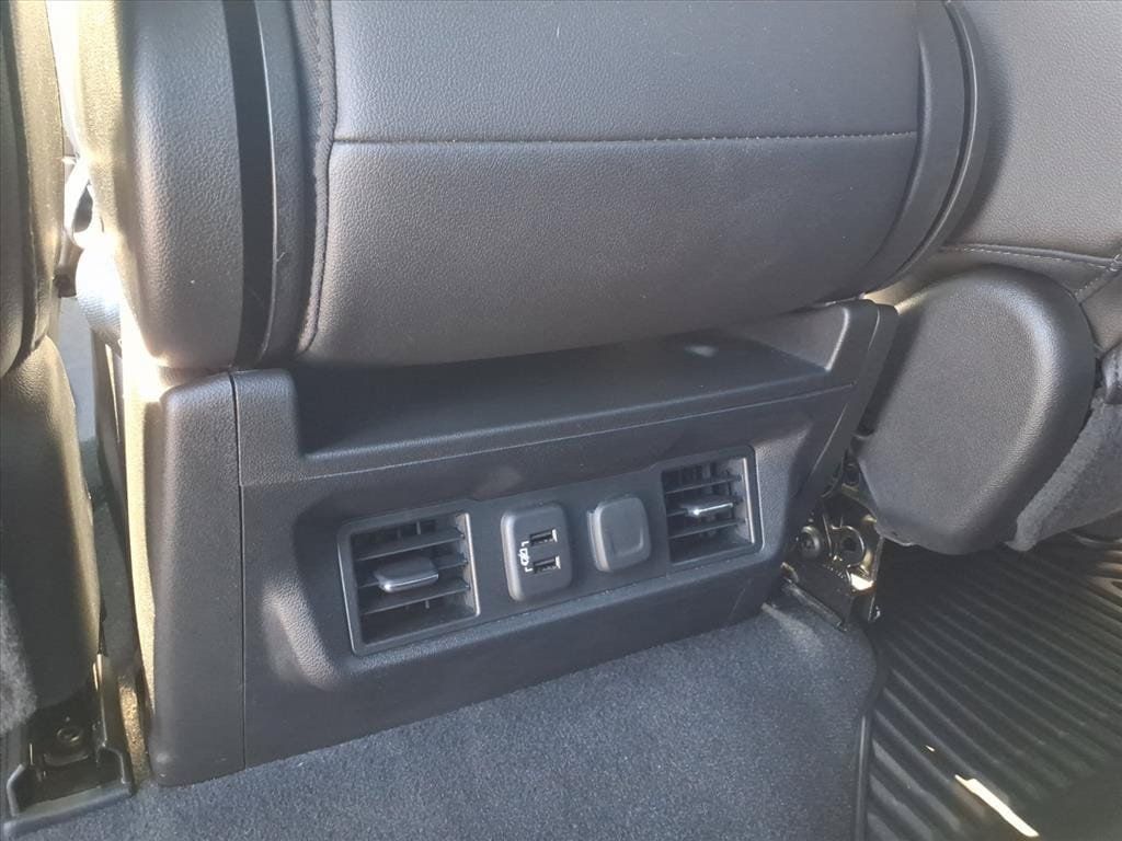 Used 2020 Chevrolet Silverado 2500 LT w/ All Star Edition AWD/4WD image 16
