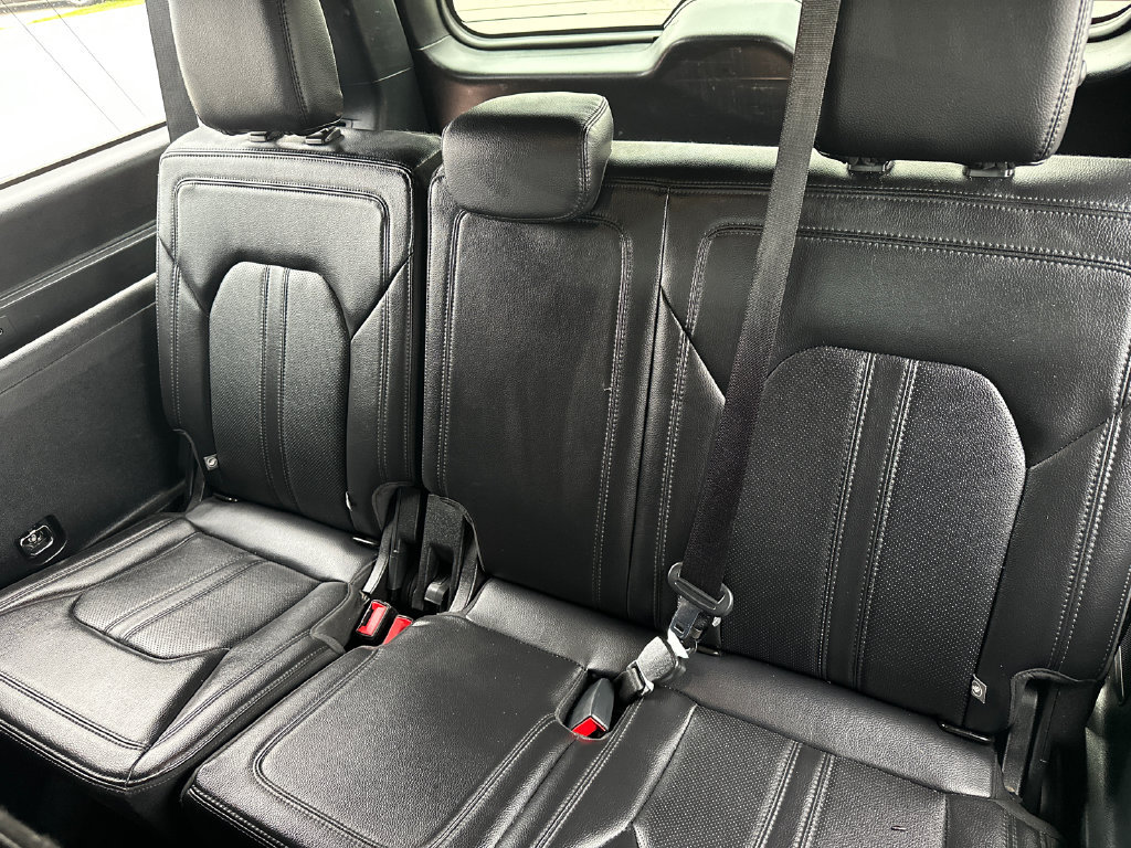 Used 2020 Ford Expedition Max Limited AWD/4WD image 21