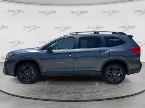 Certified 2025 Subaru Ascent Onyx Edition AWD/4WD image 4
