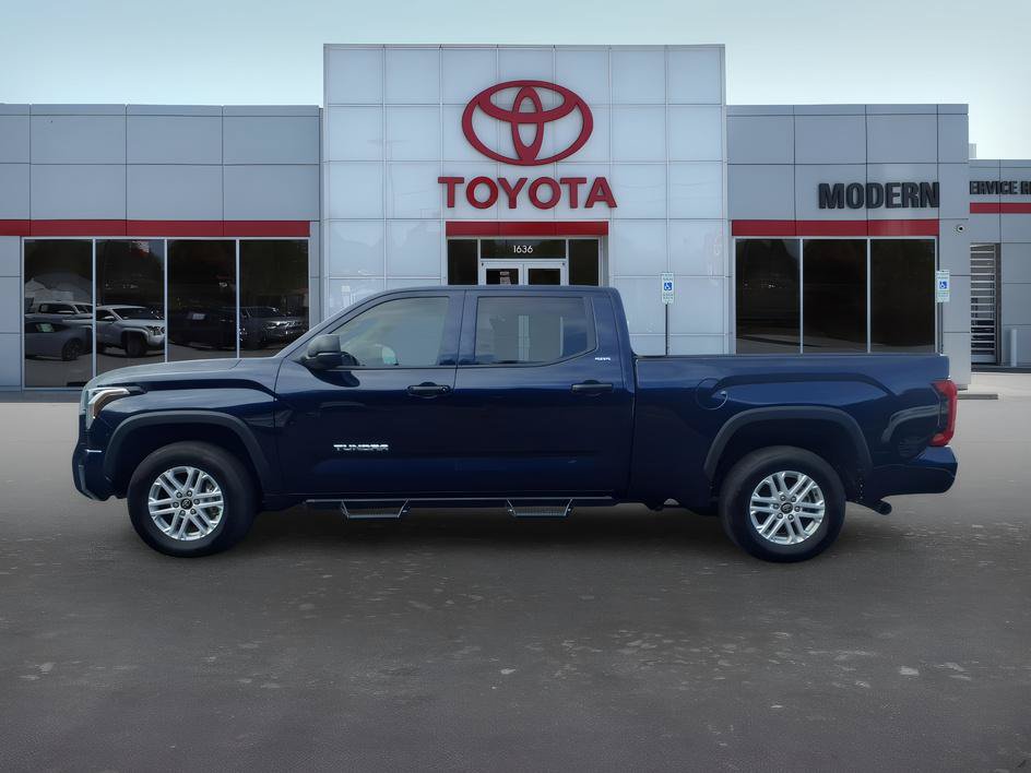 Used 2025 Toyota Tundra SR5 AWD/4WD image 2