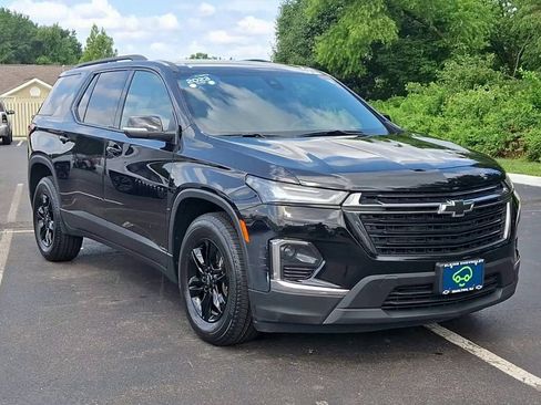 Certified 2023 Chevrolet Traverse LT FWD image 5
