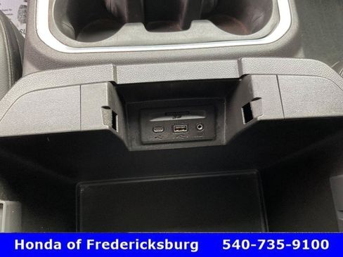 Used 2021 GMC Sierra 1500 SLT w/ SLT Premium Plus Package AWD/4WD image 38