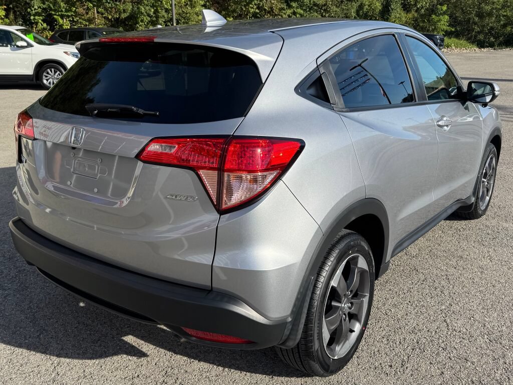 Used 2018 Honda HR-V EX image 7