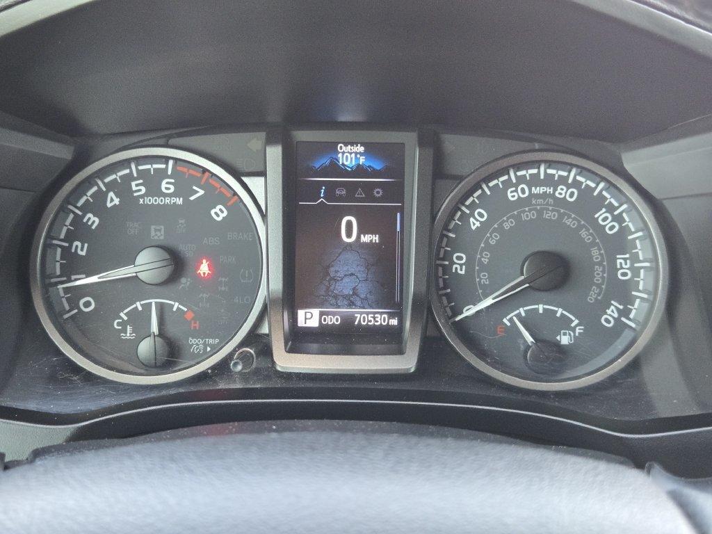 Used 2022 Toyota Tacoma TRD Off-Road AWD/4WD image 20