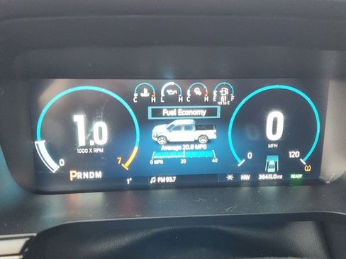 Used 2022 Ford F150 Lariat w/ Equipment Group 502A High image 9