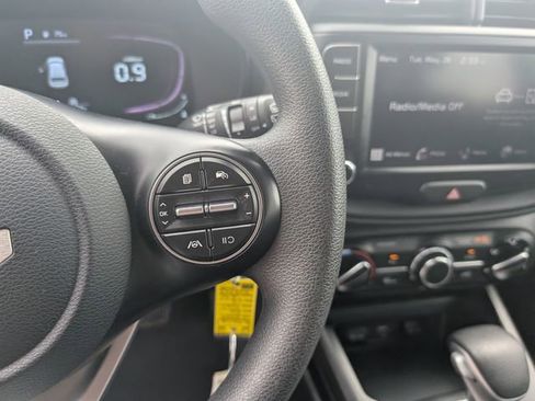 Used 2024 Kia Soul LX w/ Option Group 015 FWD image 18