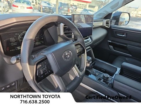 Used 2023 Toyota Sequoia Limited image 18