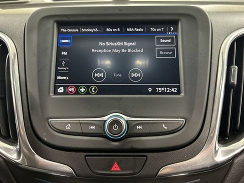 Used 2020 Chevrolet Equinox LT AWD/4WD image 14