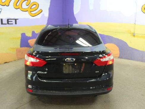 Used 2014 Ford Focus SE FWD image 7