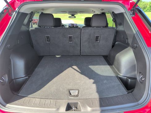 Used 2023 Chevrolet Blazer LT image 34