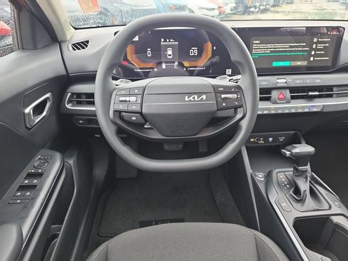New 2026 Kia K4 FWD image 13