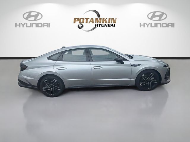 New 2026 Hyundai Sonata N Line FWD image 4