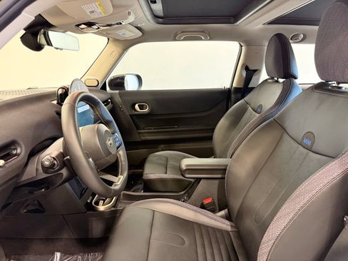 Used 2025 MINI Cooper S FWD image 12