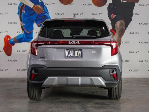 Used 2026 Kia Seltos LX image 22