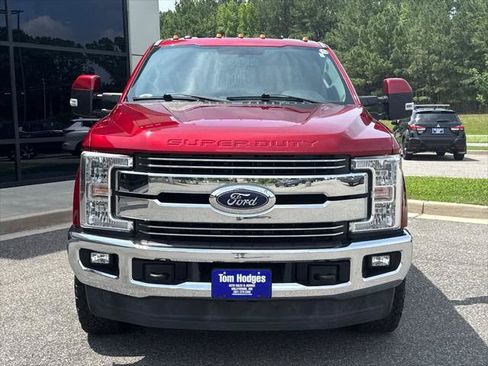 Used 2017 Ford F250 Lariat w/ Lariat Value Package AWD/4WD image 2