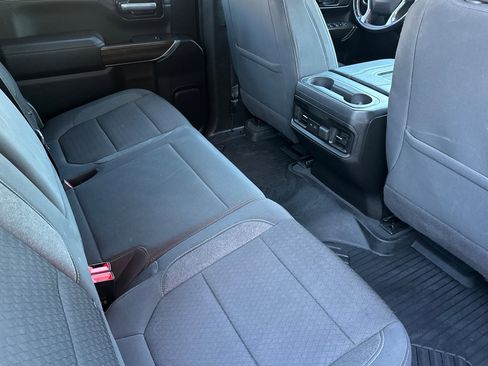 Used 2021 Chevrolet Silverado 1500 LT Trail Boss image 17