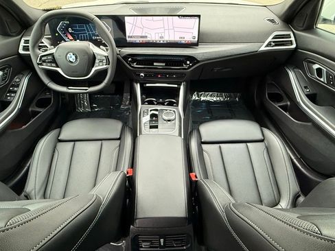 Used 2025 BMW 330i Sedan w/ Convenience Package image 30