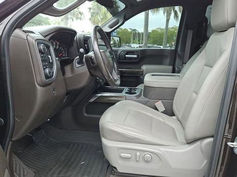 Used 2019 Chevrolet Silverado 1500 RST w/ All-Star Edition AWD/4WD image 3
