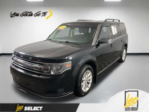 Used 2018 Ford Flex SE image 1