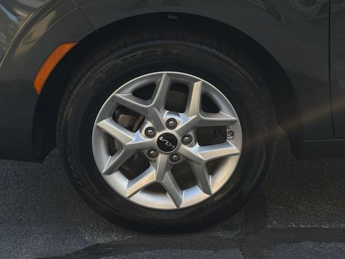 Used 2025 Kia Soul LX w/ LX Technology Package FWD image 23