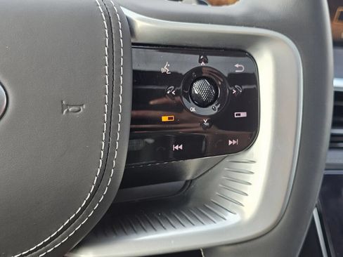 Used 2025 INFINITI QX80 Sensory AWD/4WD image 29