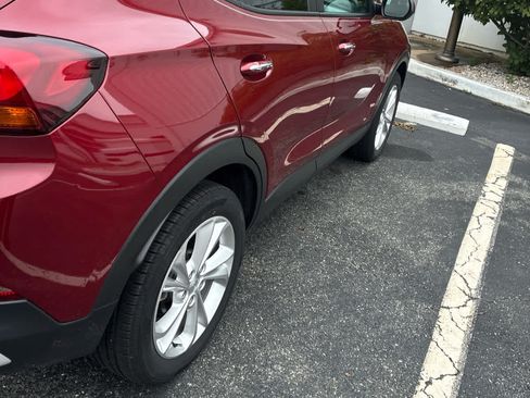 Used 2023 Buick Encore GX Preferred w/ Cold Weather Comfort Package FWD image 3