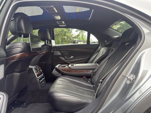 Used 2018 Mercedes-Benz S 560 4MATIC Sedan image 43