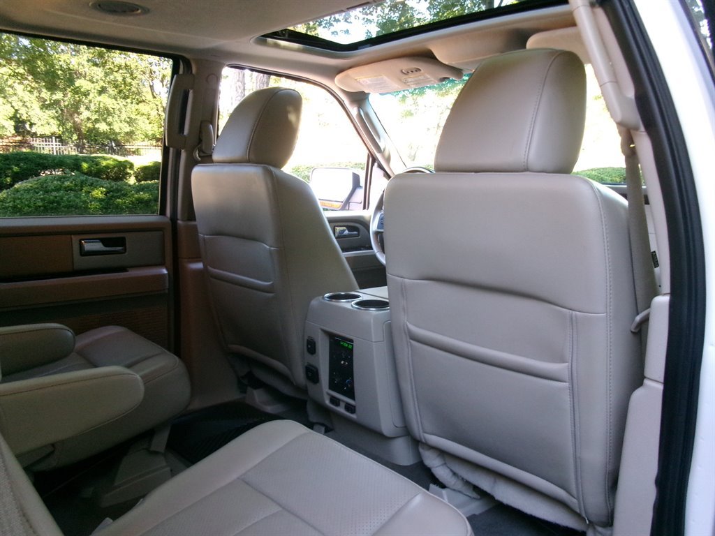 Used 2012 Ford Expedition Limited AWD/4WD image 26
