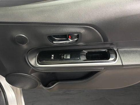 Used 2015 Toyota Prius C Two FWD image 16