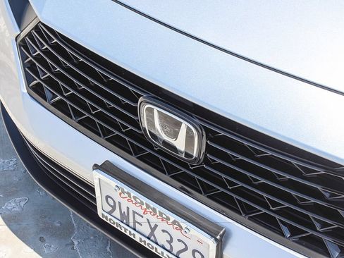 Certified 2025 Honda Accord LX image 12