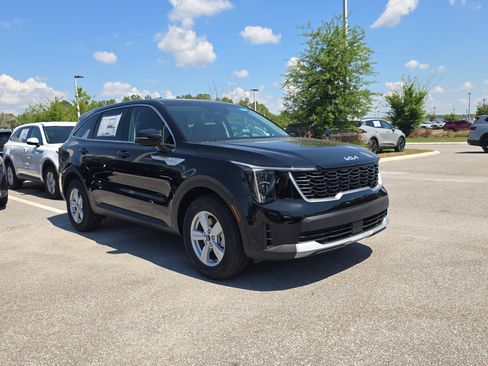 New 2026 Kia Sorento LX image 2