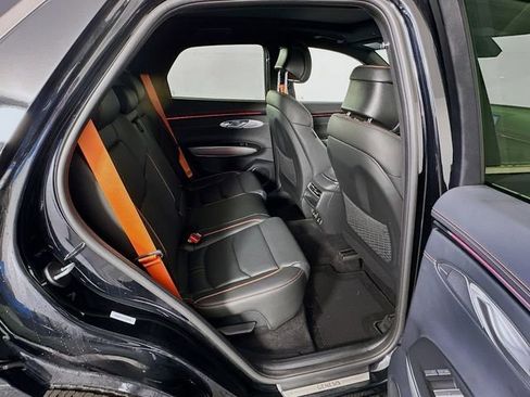 Certified 2026 Genesis GV70 3.5T Sport Advanced AWD/4WD image 28