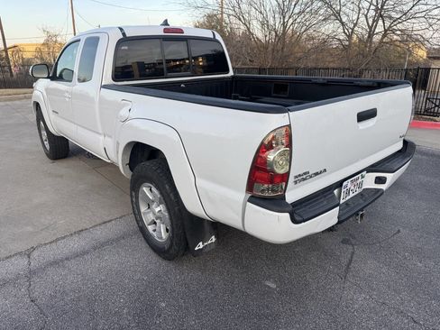 Used 2012 Toyota Tacoma 4x4 Access Cab V6 image 5