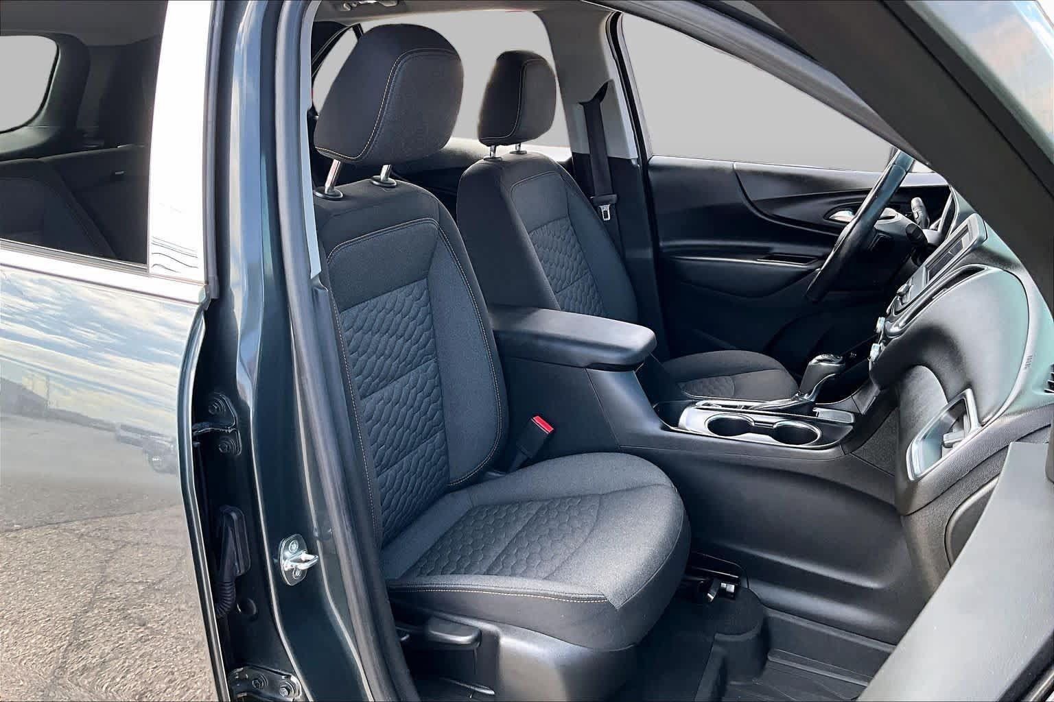 Used 2020 Chevrolet Equinox LT FWD image 9