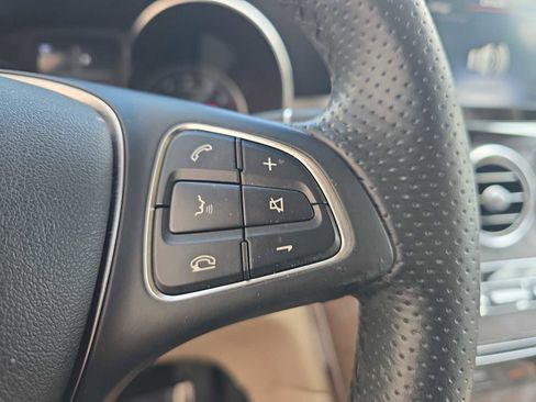 Used 2019 Mercedes-Benz GLC 300 image 21